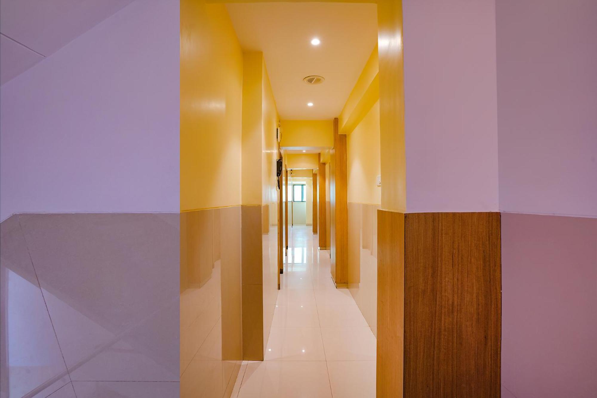 FabHotel Starwood Residency Navi Mumbai Exterior foto