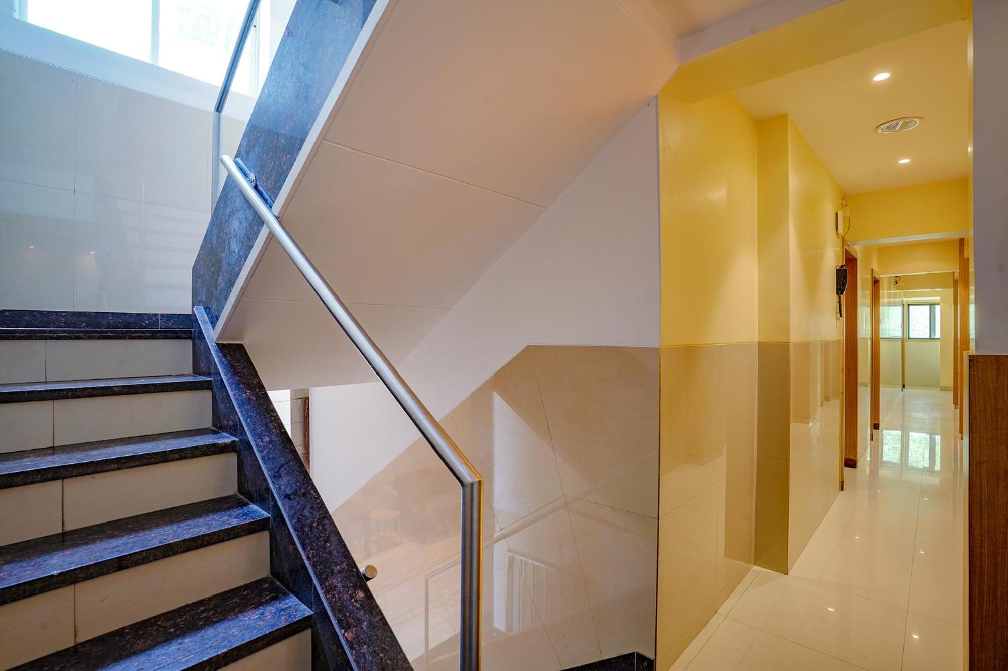 FabHotel Starwood Residency Navi Mumbai Exterior foto