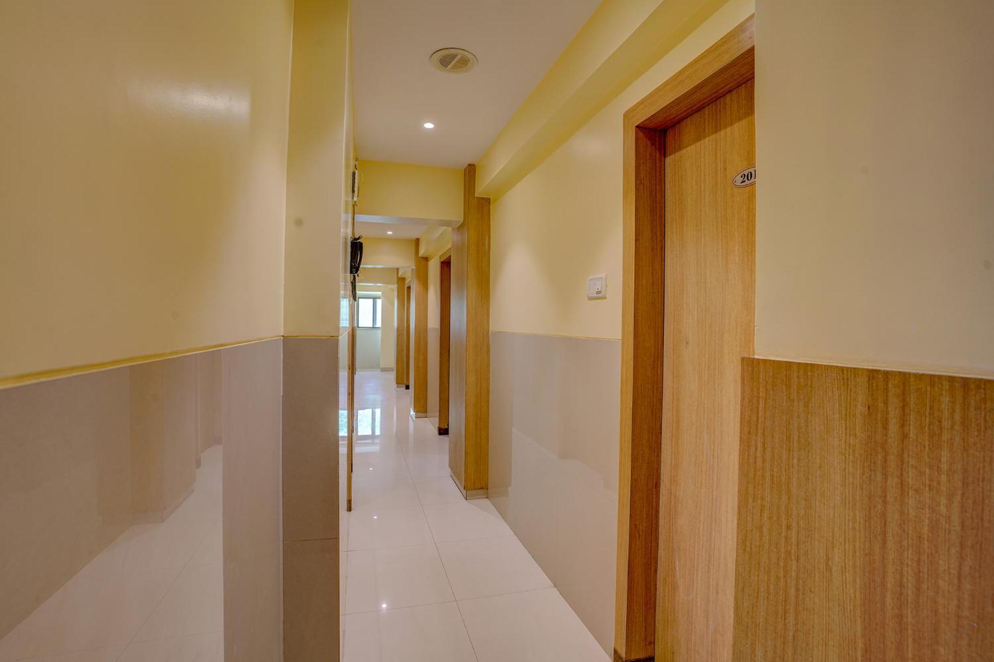 FabHotel Starwood Residency Navi Mumbai Exterior foto